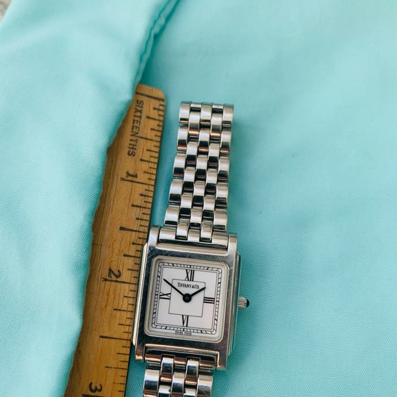 Authentic Tiffany & Co stainless steal, water proof iconic watch. - Picture 10 of 10